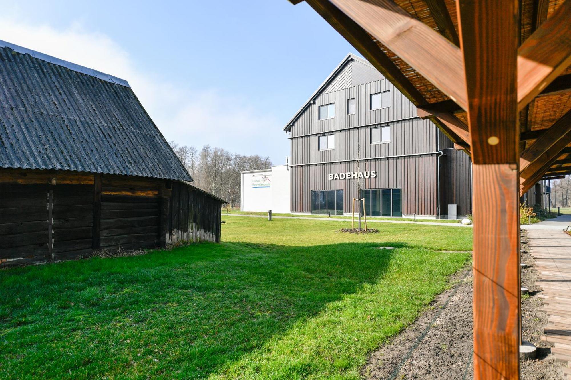 Landhotel Burg Im Spreewald - Resort & Spa Exterior foto
